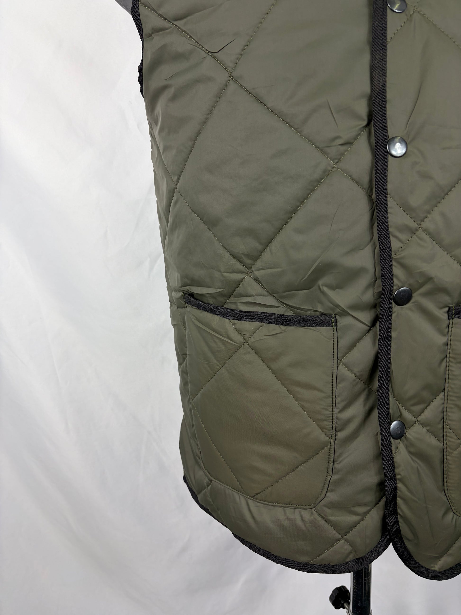Gilet nuovo verde by Shop in London - Shop In London