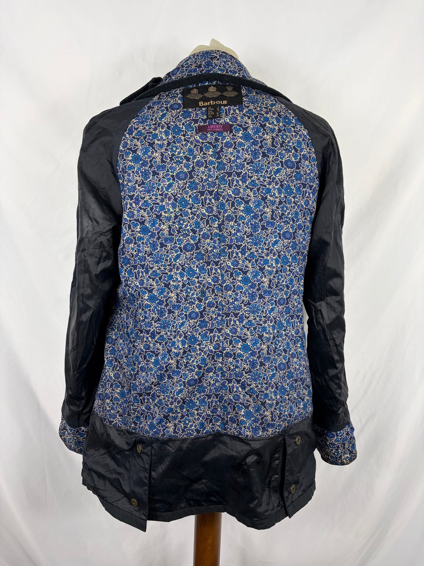 Giacca Barbour Liberty Beadnell blu UK8 Xsmall- Navy Liberty Beadnell Jacket UK8 tg. 38