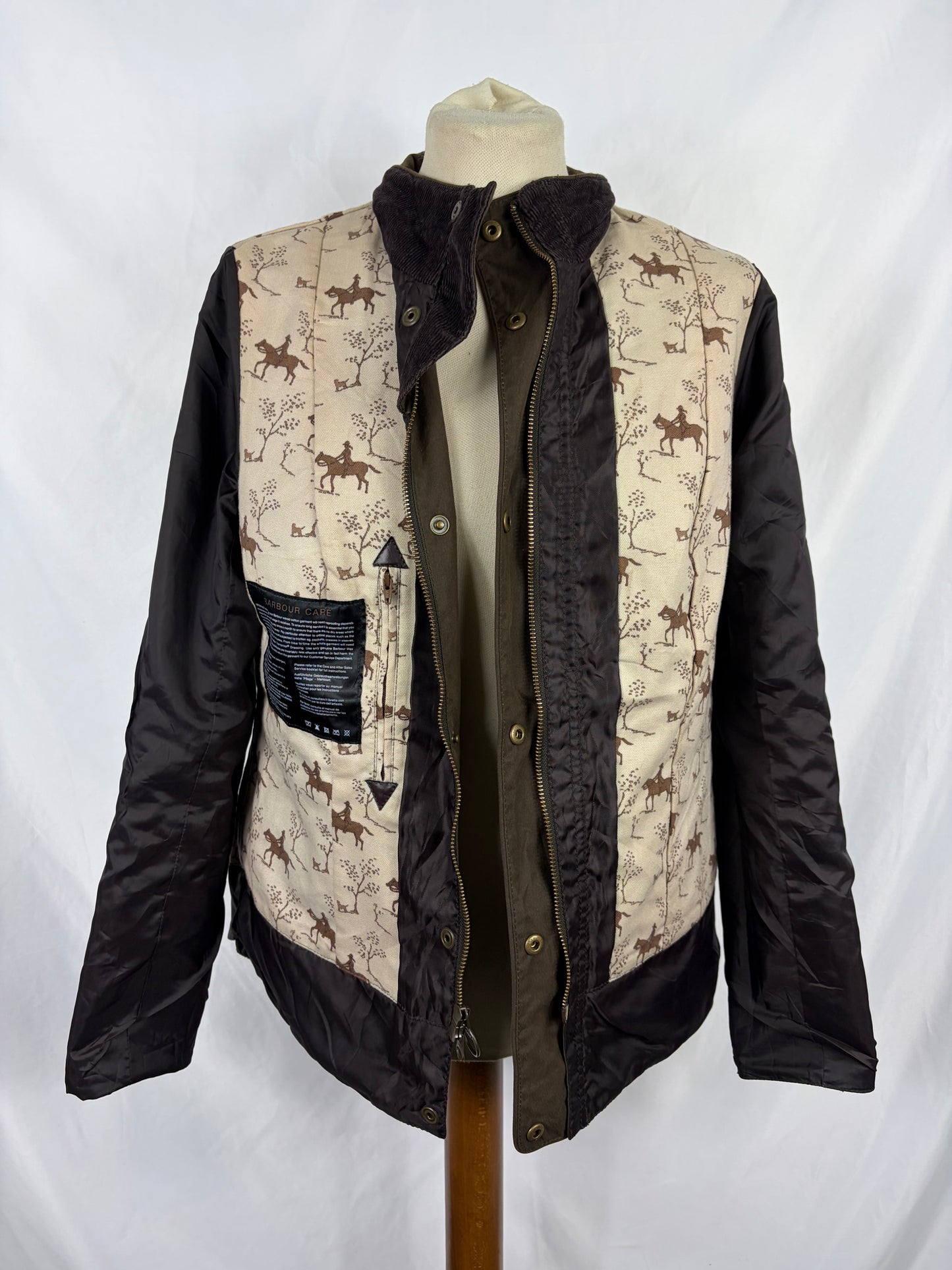 Giacca Barbour X Emily Bond da donna Oliva Cerata tg.44 - Lady Wax Ferndown Horseprint jacket size M Uk14