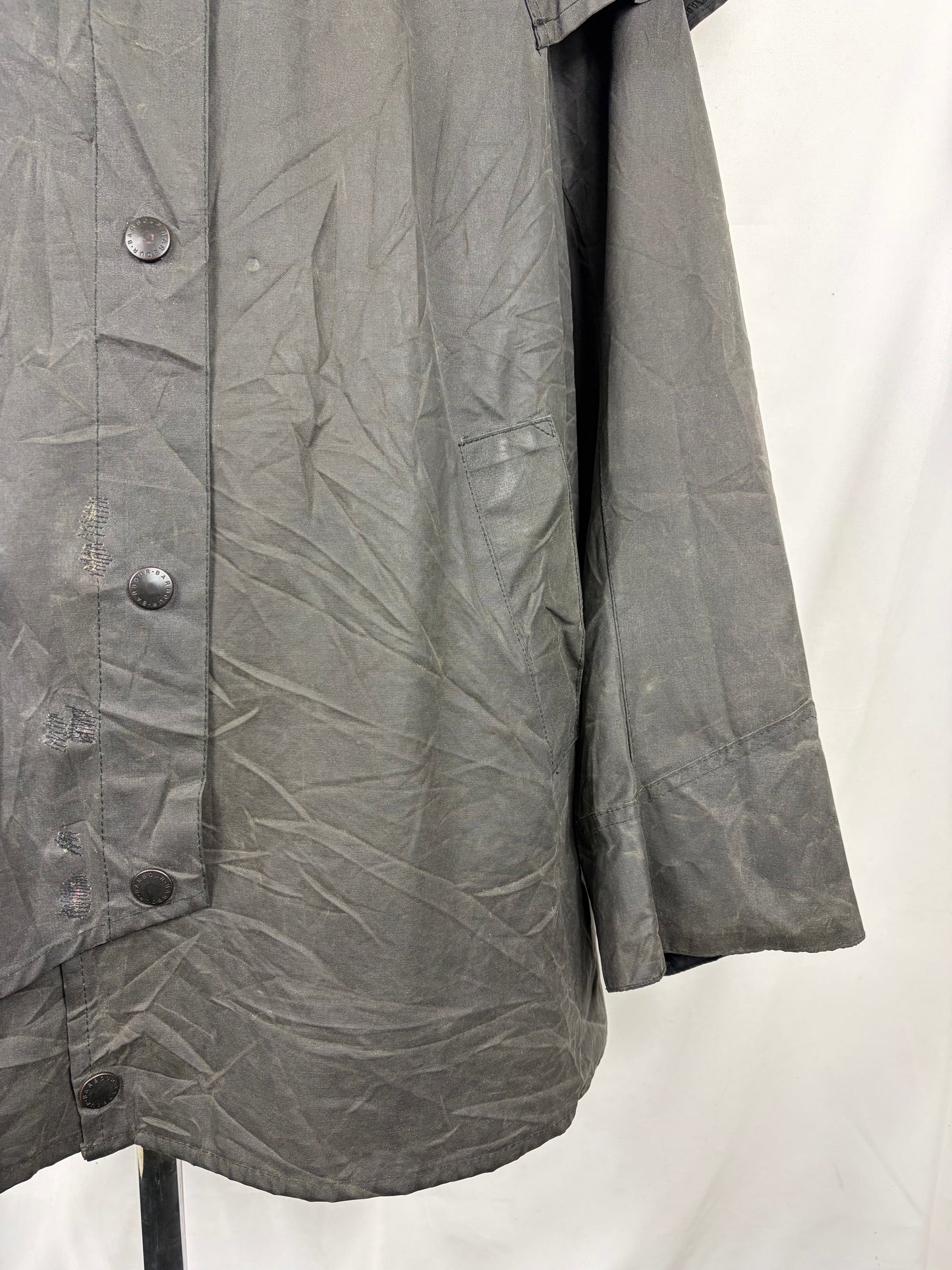 RARO Barbour Backhouse Nero C44/112cm Riding short Black Wax Jacket Size XLarge - Shop In London
