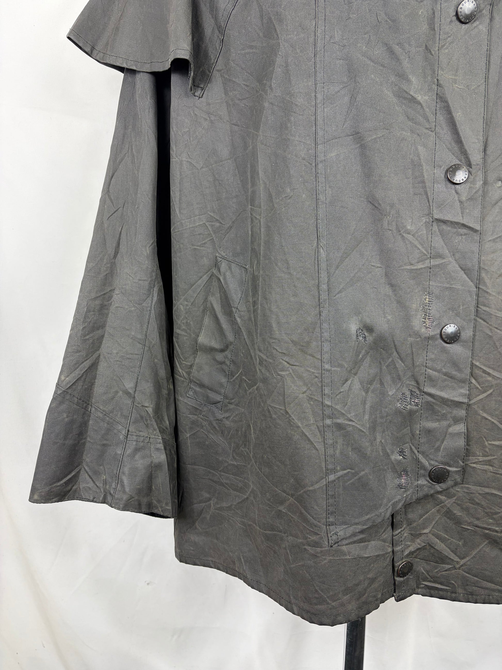 RARO Barbour Backhouse Nero C44/112cm Riding short Black Wax Jacket Size XLarge - Shop In London