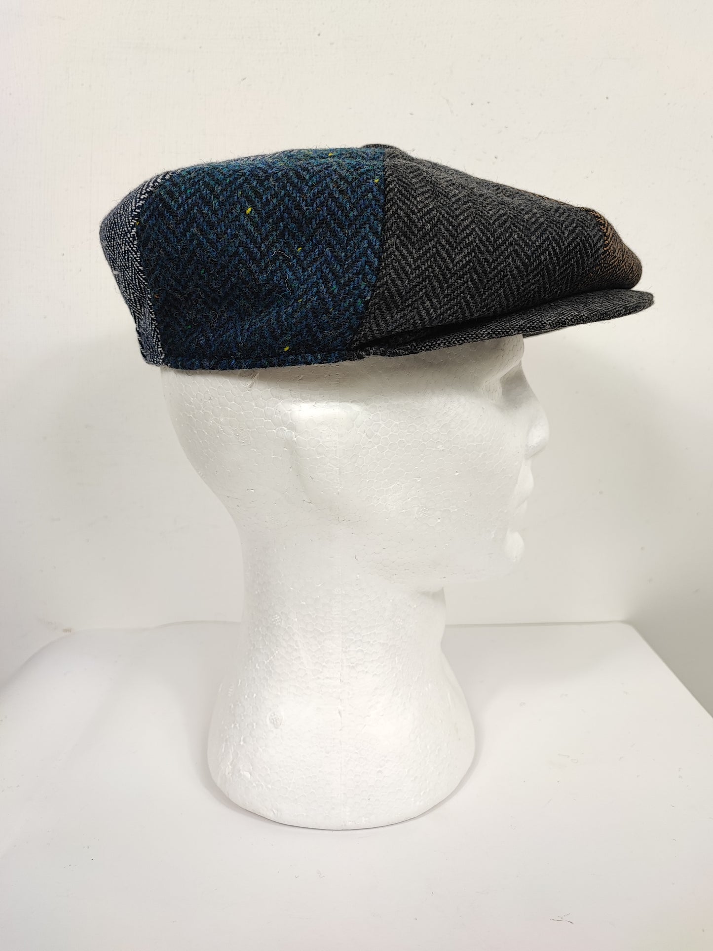 Coppola nuova in lana colorata a spina di pesce inglese a otto spicchi stile Peaky Blinders