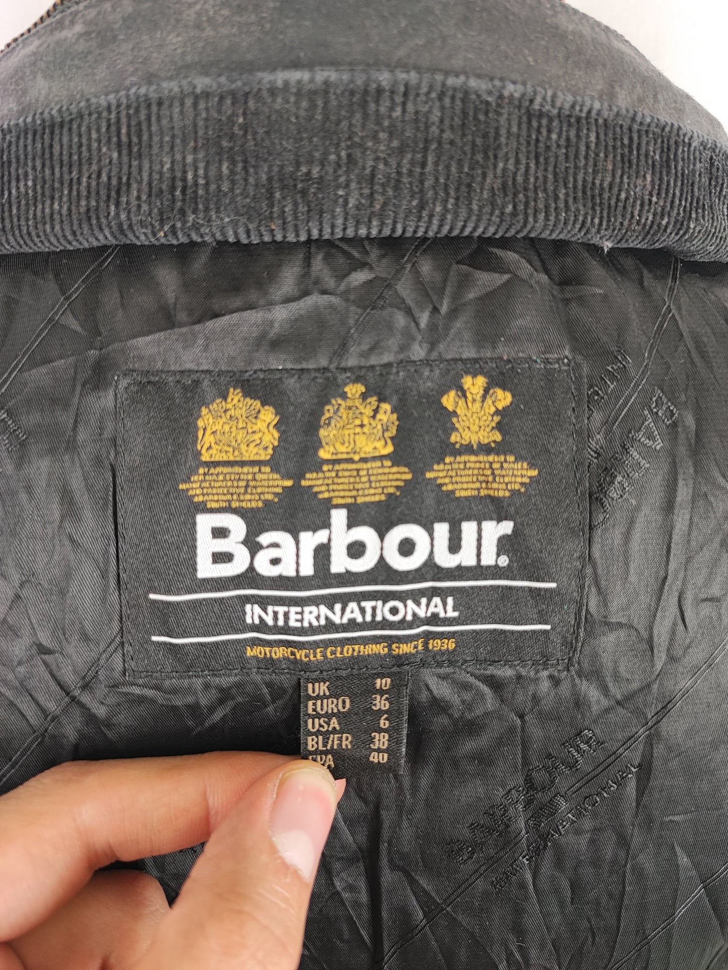 Giacca Barbour International Donna nero SMALL UK10 -Lady Black International Jacket size 10 - Shop In London