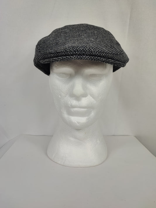 Coppola nuova inglese in lana liscia grigia e nera a quadretti- Wool Grey and black flat cap