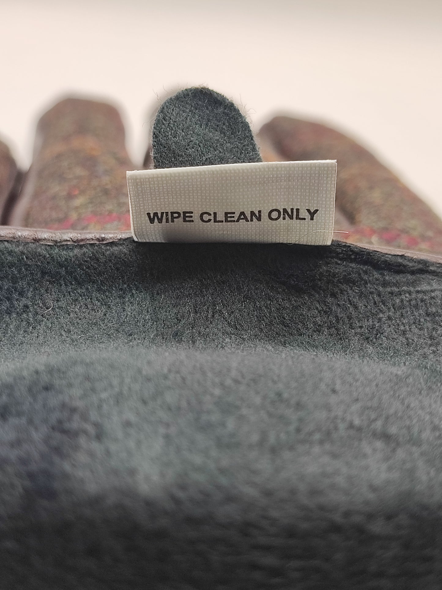 Guanti nuovi inglesi in lana verde scuro e ecopelle