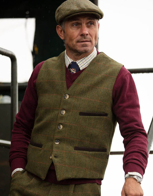 Gilet nuovo da uomo in tweed verde scuro con bottoni - Derby Tweed Alcott Waistcoat Dark Sage