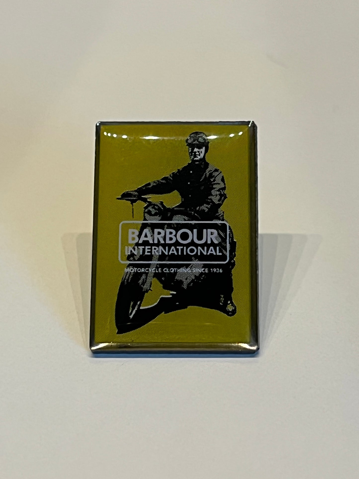 Spilla Barbour International Uomo in moto
