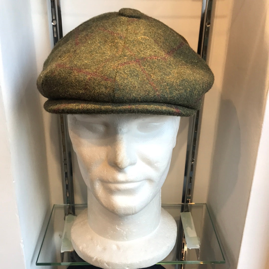 Coppola nuova Peaky Blinders in tweed verde chiaro