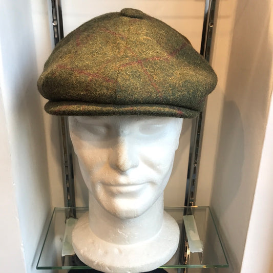 Coppola nuova Peaky Blinders in tweed verde chiaro